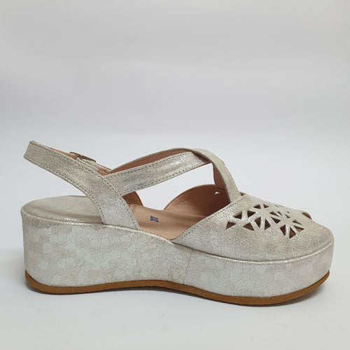 065 medium silver