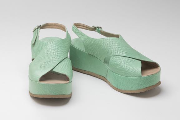 501 Mint Green Medium